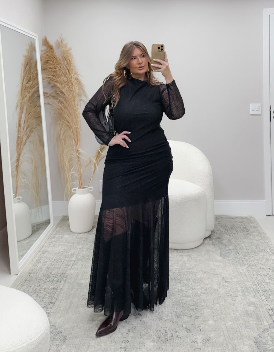Vestido Tule Fatale