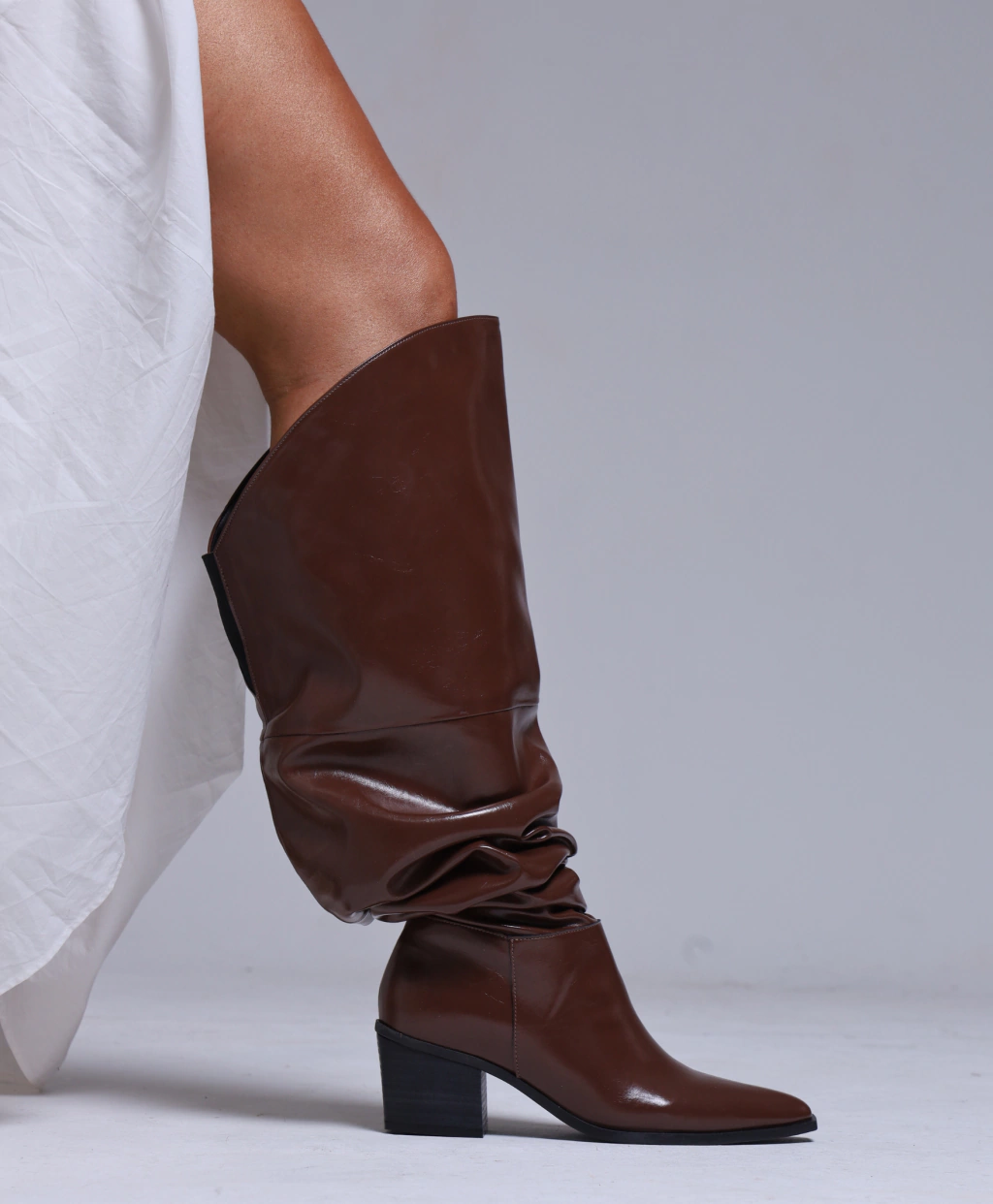 Bota Over The Knee Marrom