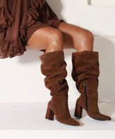 Bota Slouchy Camurça Marrom Escuro