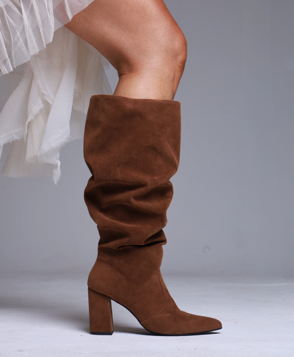 Bota Slouchy Camurça Marrom Escuro